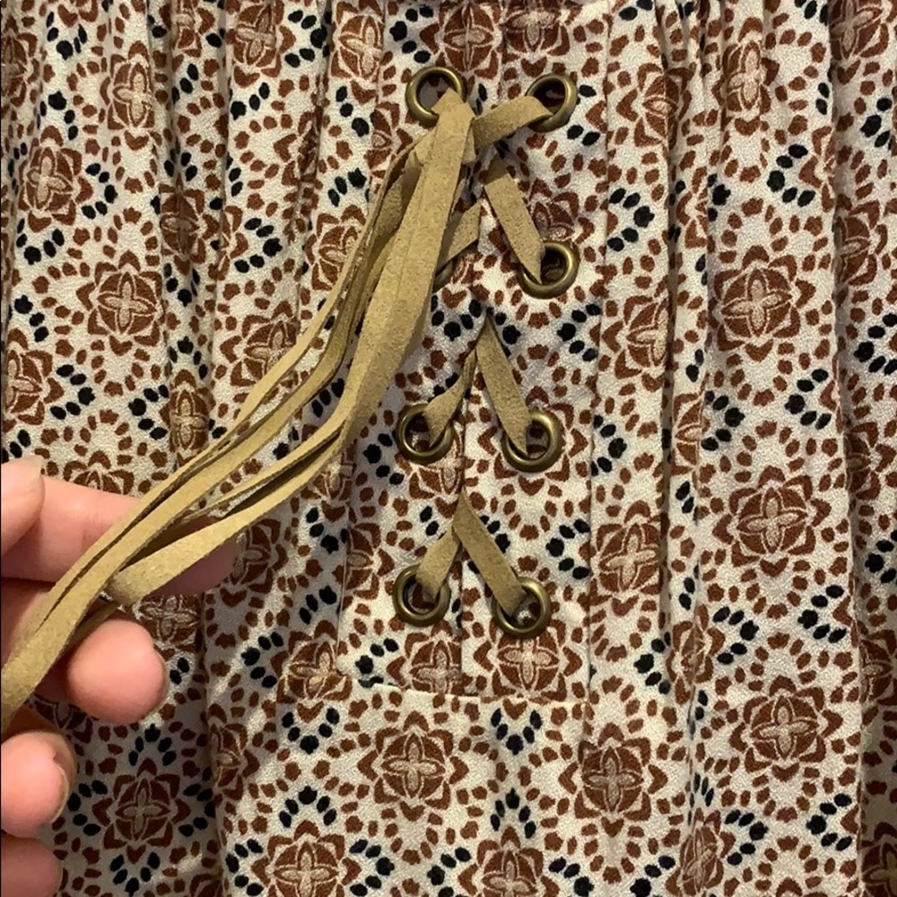 Patterned Off the Shoulder Top - Picture 3 of 3